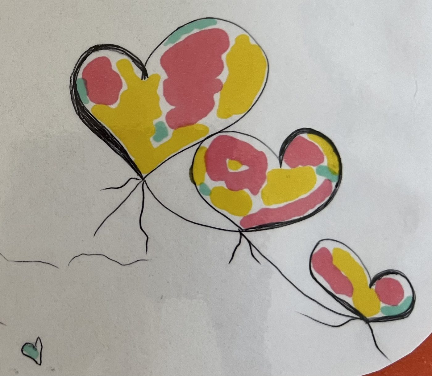 Trois cœurs colorés dessinés, illustrant la créativité et l'expression libre en Biodanza